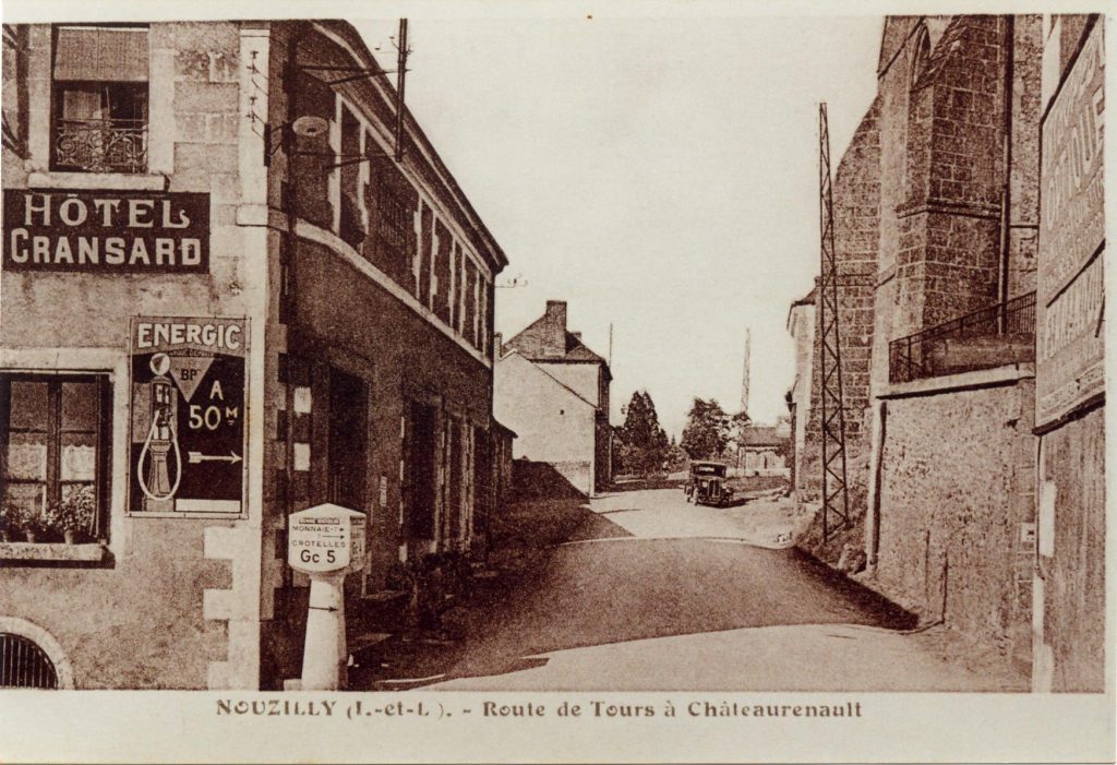 Route de Tours à Château-Renault (Rue du Prieuré)